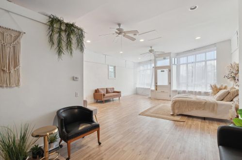 1936 Portage St, Kalamazoo MI 49001-5153 exterior