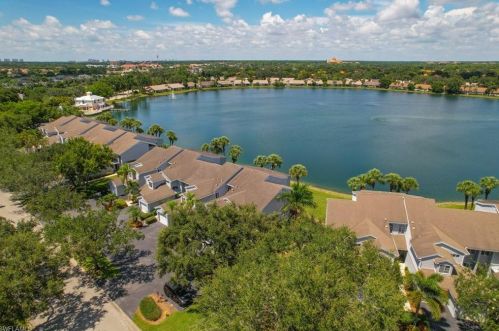 2571 Citrus Lake Dr, Naples, FL 34109-7611