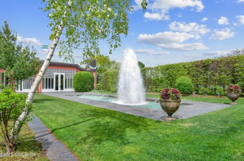 7 John St, Greenwich CT 06831-2649 exterior