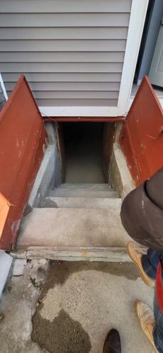 15 Colfax St, Providence RI 02905-3013 exterior