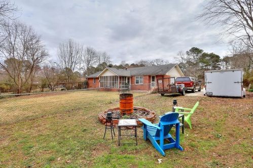 2149 Rockdale Cir, Lithonia GA 30078-3451 exterior