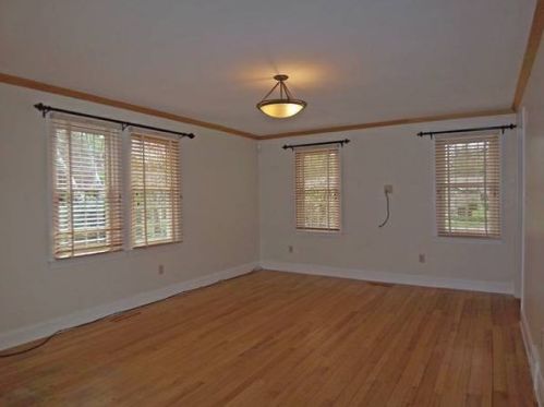 59 Blueberry Hill Rd, Springfield MA  01106-1662 exterior