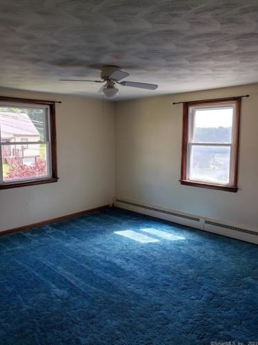 51 Gladiola St, New Britain CT 06053-3002 exterior