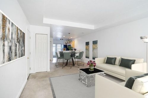 606 Elm Way, Moon Twp, PA 15108-1520