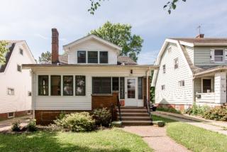2921 Hillcrest Ave, Cleveland, OH 44109-4912