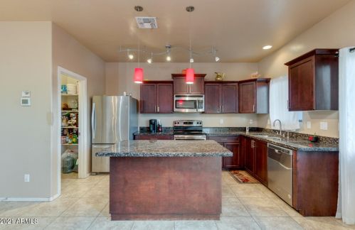 4903 4 Ave, Phoenix AZ 85041-5741 exterior