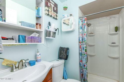 12602 37 Ave, Phoenix AZ 85053-4616 exterior