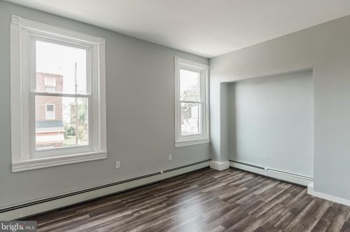 875 49 St, Philadelphia PA 19143-4443 exterior