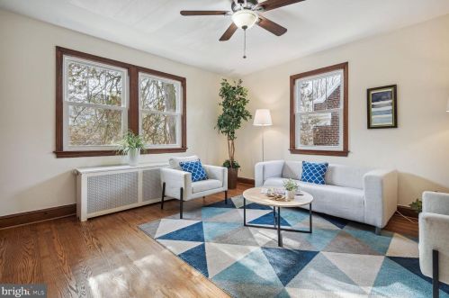 4001 Davis Pl, Washington, DC 20007-1237