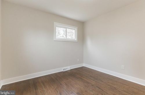 5647 Magnolia Ave, Camden NJ 08109-1207 exterior