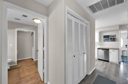 9803 Pne Pt Dr, Montgomery TX 77316-9148 exterior