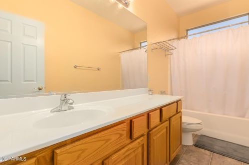 1773 San Carlos Pl, Chandler AZ 85249-2027 exterior