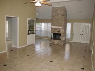 2110 Woodland Springs St, Houston TX  77077-6307 exterior