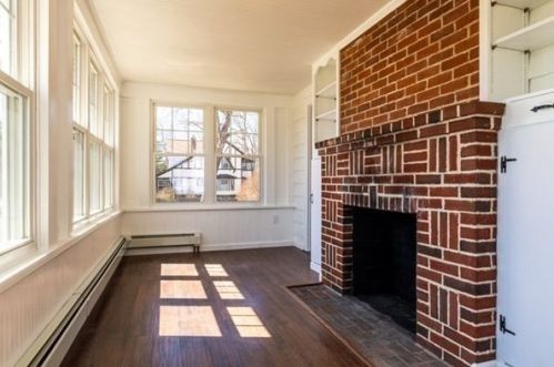 870 Wilbraham Rd, Springfield MA  01109-2015 exterior