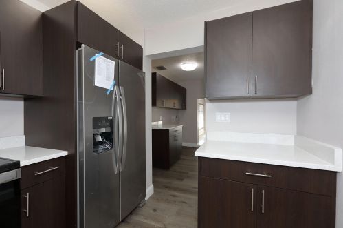 1103 Colonial Rd, Fort Pierce FL 34950-5025 exterior