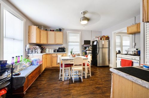 338 24th Pl, Chicago IL 60623-3615 exterior