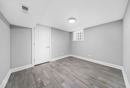 9328 Frst Ave, Chicago IL 60619-7312 exterior