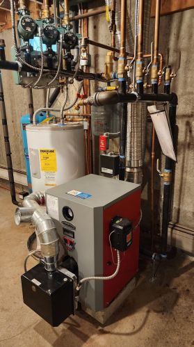 42 Hoit Rd, Concord NH  03301-1803 exterior