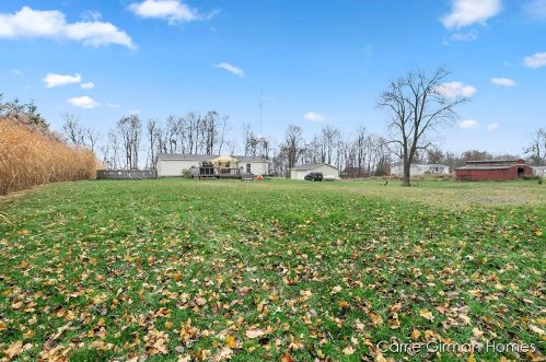 1660 120 Ave, Allegan MI 49010-8527 exterior