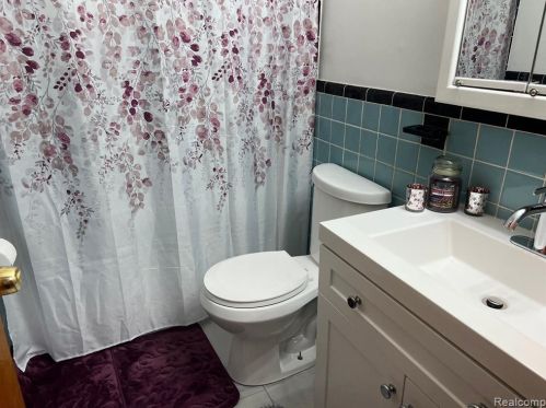 29805 Marquette St, Garden City MI 48135-3602 exterior