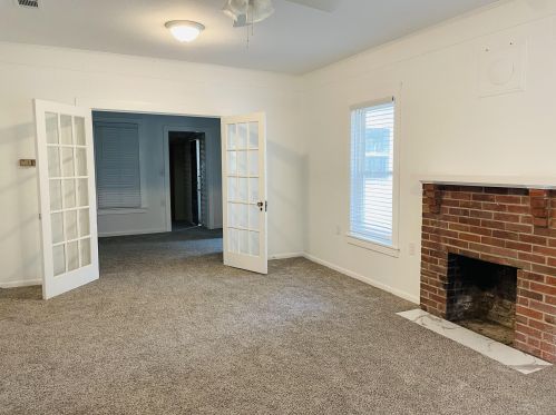 80 Plateau Ave, Defuniak Springs FL  32435-2652 exterior