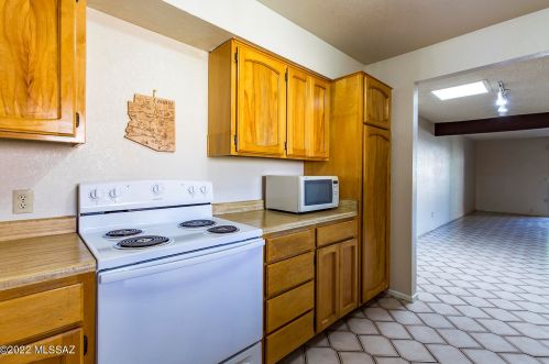 4231 Presidio Rd, Tucson AZ  85712-1044 exterior