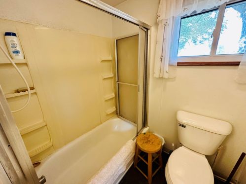 743 Tyler Rd, Meskegon MI 49445-9333 exterior