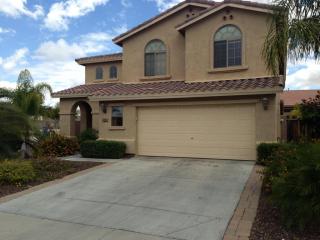 27007 22nd Dr, Phoenix, AZ 85085-8727