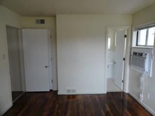 1678 Alexandria Dr, Lexington KY  40504-2130 exterior