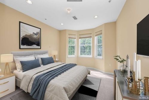 1203 Gatherings Dr, Paterson NJ 07508-1379 exterior