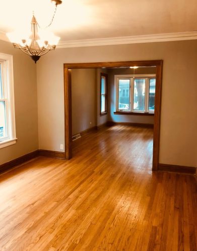 5042 Winnemac Ave, Chicago IL 60630-2315 exterior