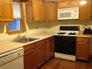 494 Cambridge St, Cambridge MA  02141-1113 exterior