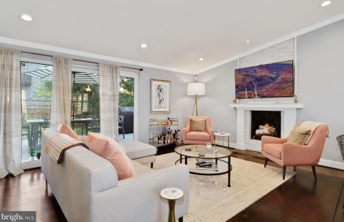 6651 Old Chesterbrook Rd, Mc Lean VA  22101-4661 exterior