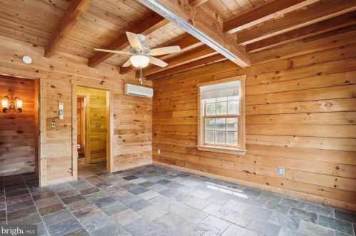 3432 Memorial St, Alexandria VA 22306-1548 exterior