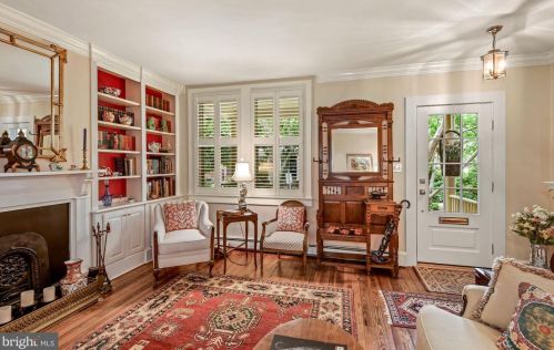 107 Harvard St, Alexandria VA 22314-2712 exterior