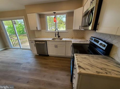 209 California Trl, Browns Mills NJ  08015-5641 exterior