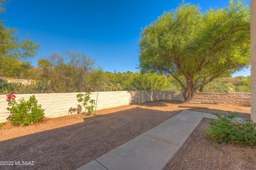 5048 Placita Del Lazo, Tucson AZ  85750-1529 exterior