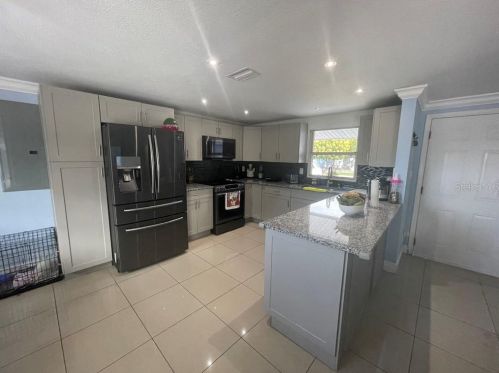 4412 Minnehaha St, Tampa, FL 33614-3638