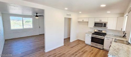 3808 Concord Stra, Tucson AZ  85706-1917 exterior