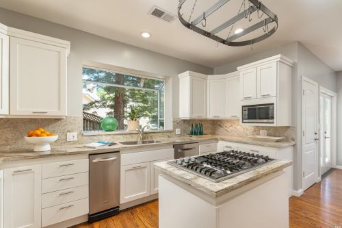 904 Ventura Way, Mill Valley CA 94941-4128 exterior