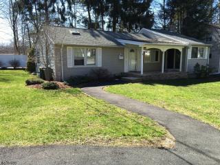 8 Saint Marys Pl, Sparta NJ  07871-2516 exterior