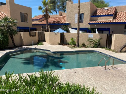 254 Pastime Rd, Tucson AZ 85705-3399 exterior