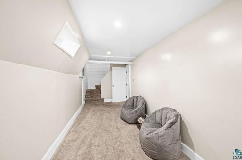 613 Howard Gnesen Rd, Duluth MN 55803-9264 exterior