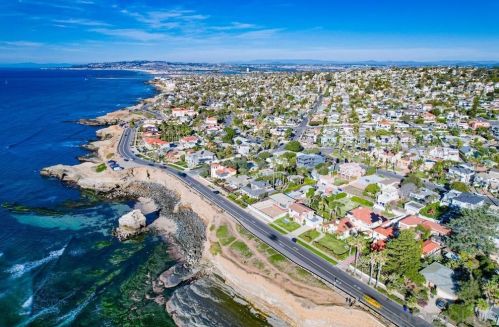 1078 Devonshire Dr, San Diego CA 92107-4038 exterior