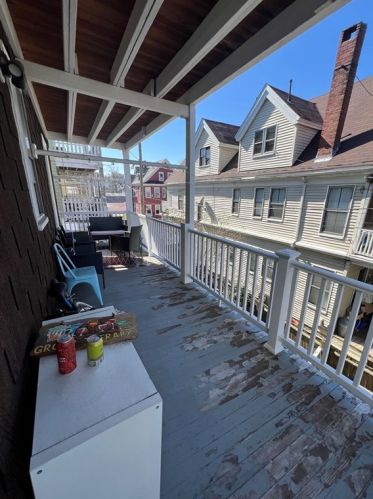 25 Pleasant St, Boston MA exterior