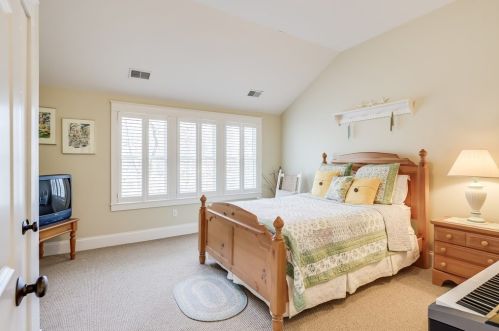 335 Massasoit Trl, Eastham MA 02642-4106 exterior