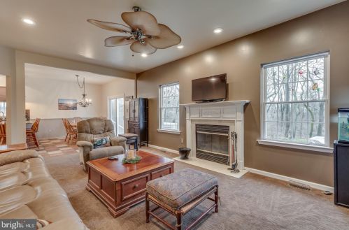 28 Tynemouth Dr, Lumberton Township NJ 08048-5801 exterior