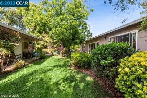 3543 Walnut Ave, Concord CA 94519-2437 exterior