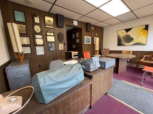 2436 Woodstock Ave, Pittsburgh PA 15218-2631 exterior