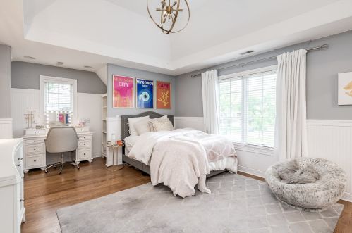 482 Prospect Ave, Elmhurst IL 60126-4325 exterior